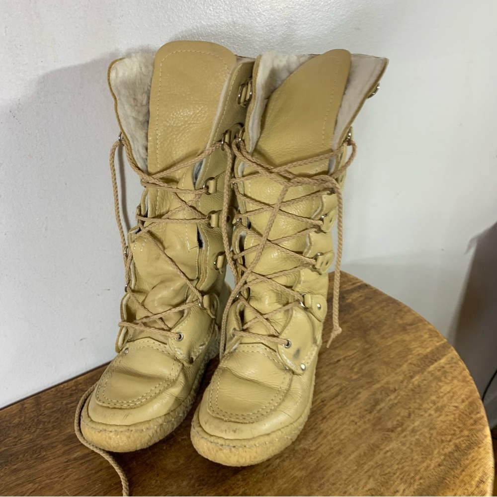 Moccasins mukluks Winter leather waterproof boots like new - Picture 2 of 12